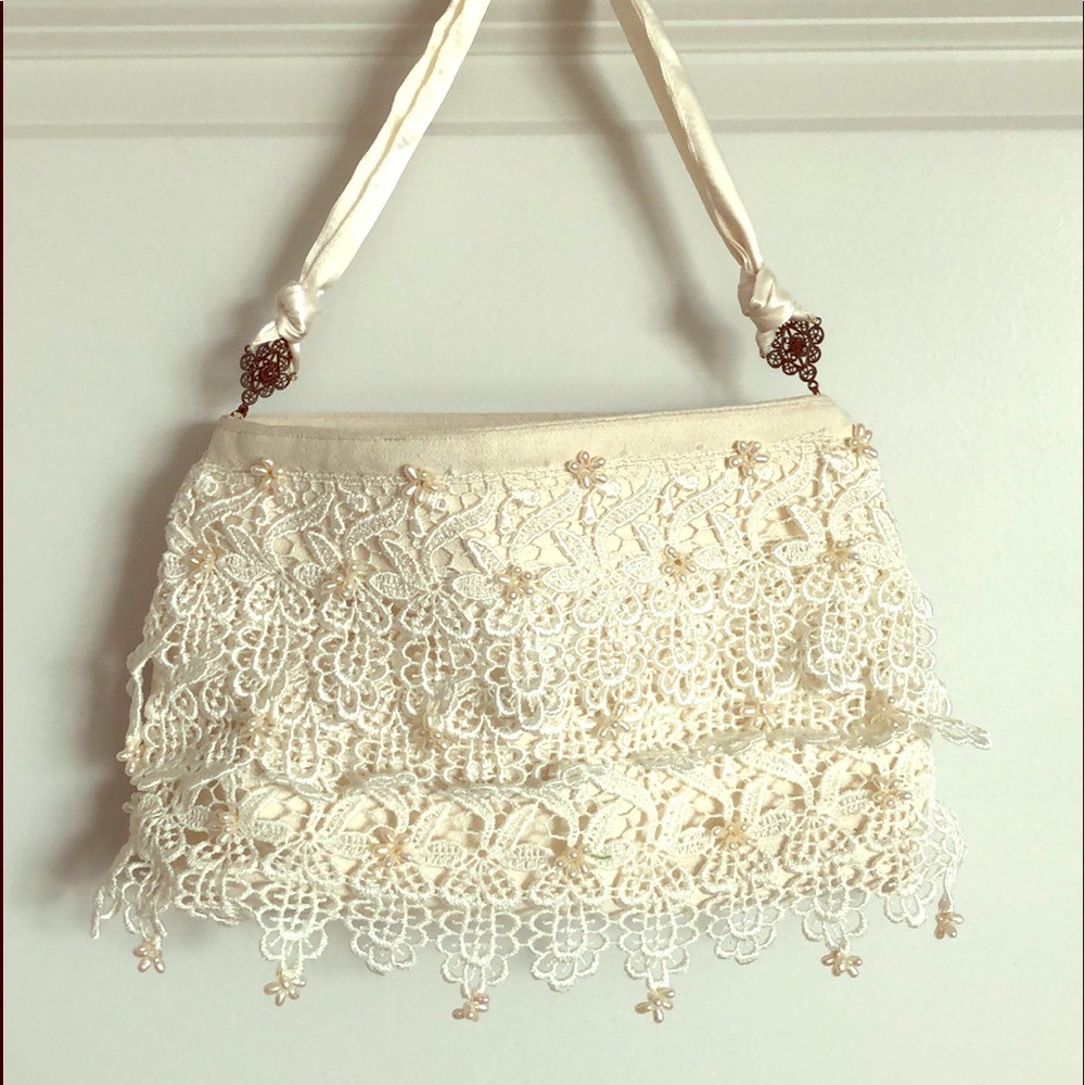 Handmade Small Purse very pretty and delicate!